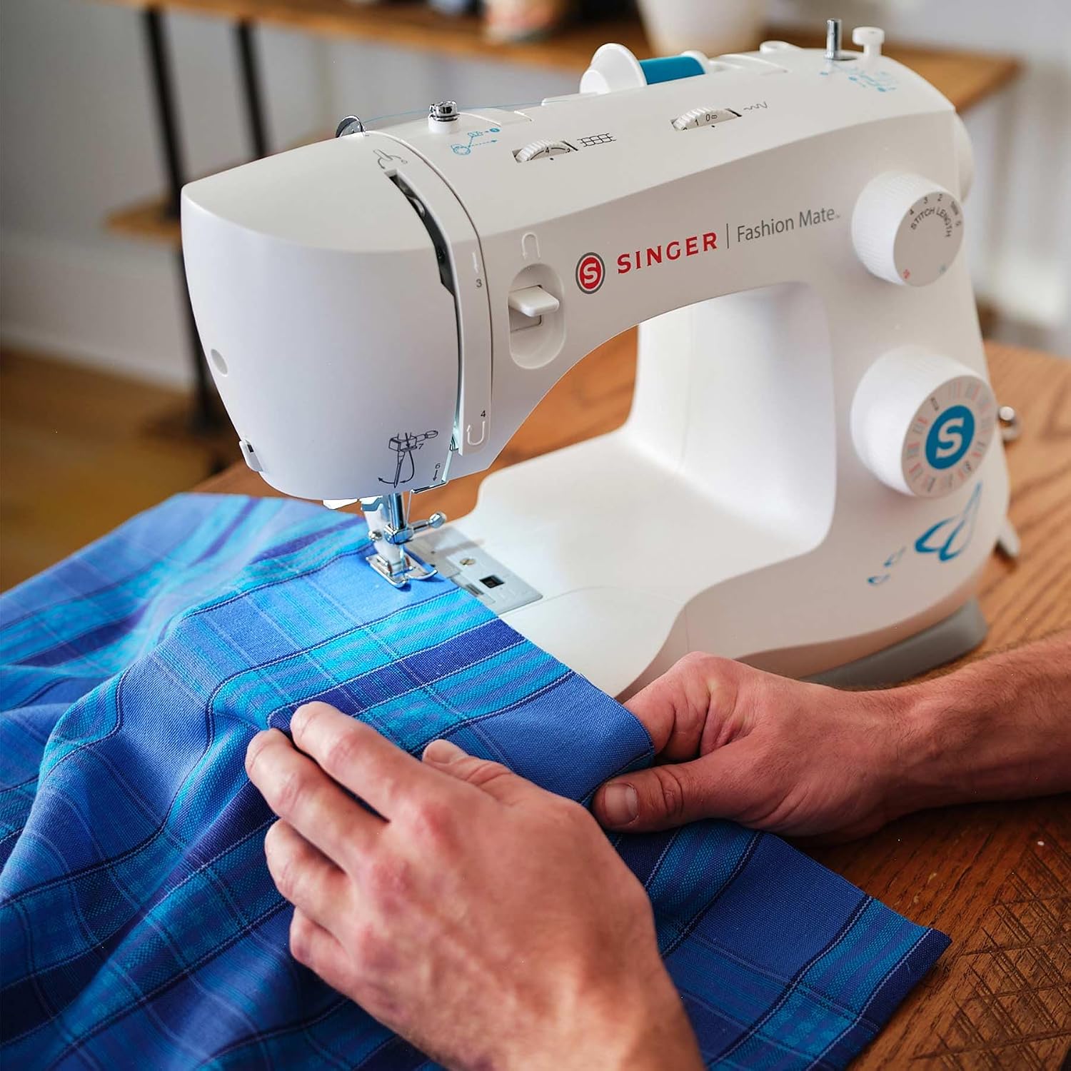 SINGER Fashion Mate™ 3342 Lightweight & Portable Sewing Machine with Accessory Kit | 32 Built-In Stitches, Free Arm, Full Metal frame