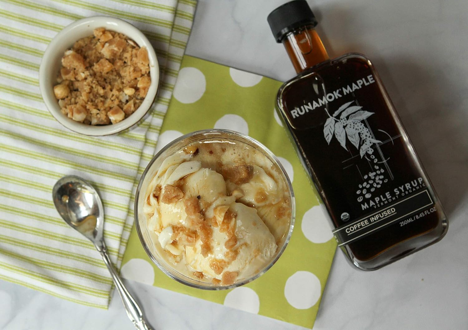 Runamok Maple Cinnamon-Vanilla Infused Maple Syrup - Authentic & Real Vermont Maple Syrup | Gluten Free & Natural Sweetener | Breakfast, Coffee, Pancakes Maple Syrup | 8.45 Fl Oz (250mL)