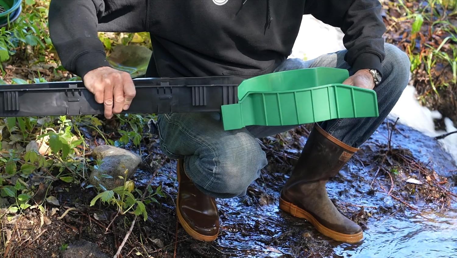 Portable Expandable Sluice Box for Gold Mining and Prospecting; Includes Miner's Moss, Hungarian Style riffles, and deep V riffles. Essential Tool for Gold panning Kits