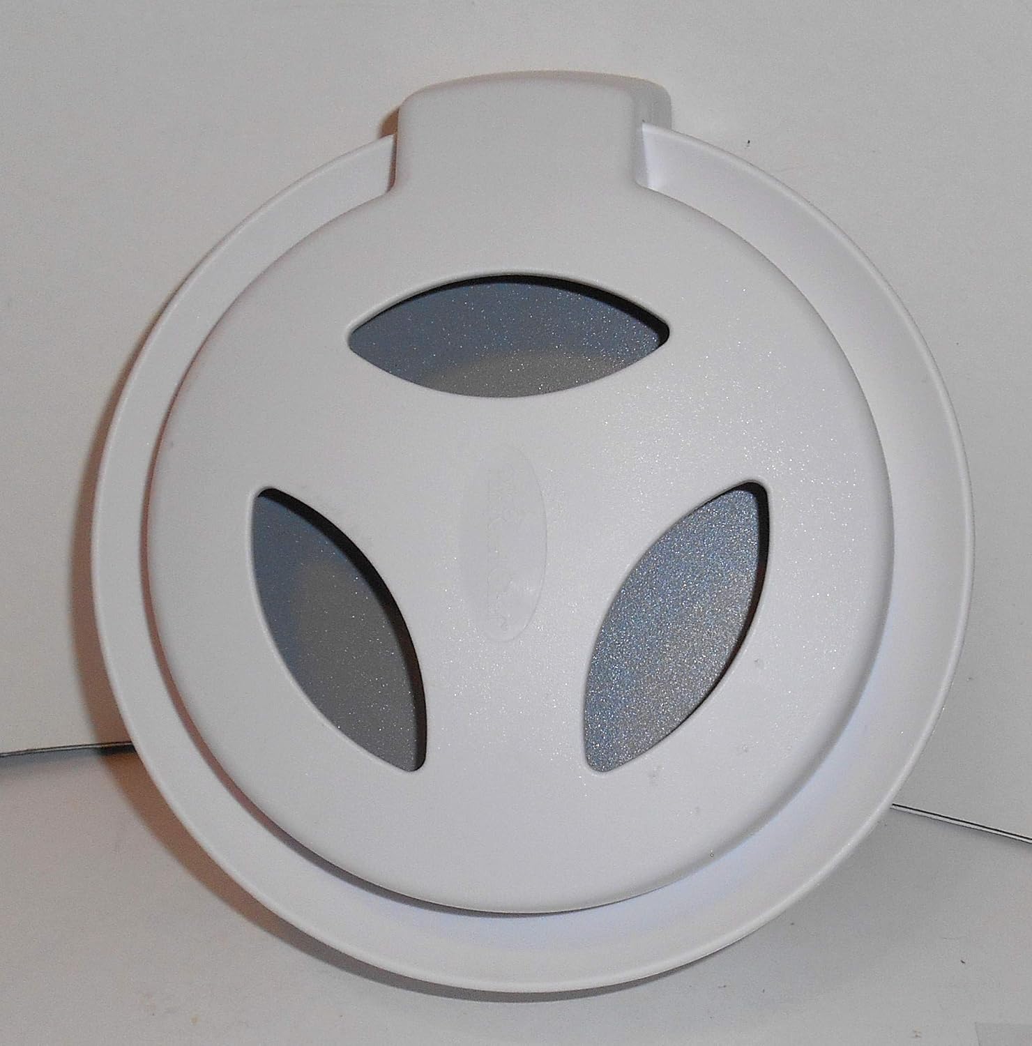 The Pampered Chef Close & Cut