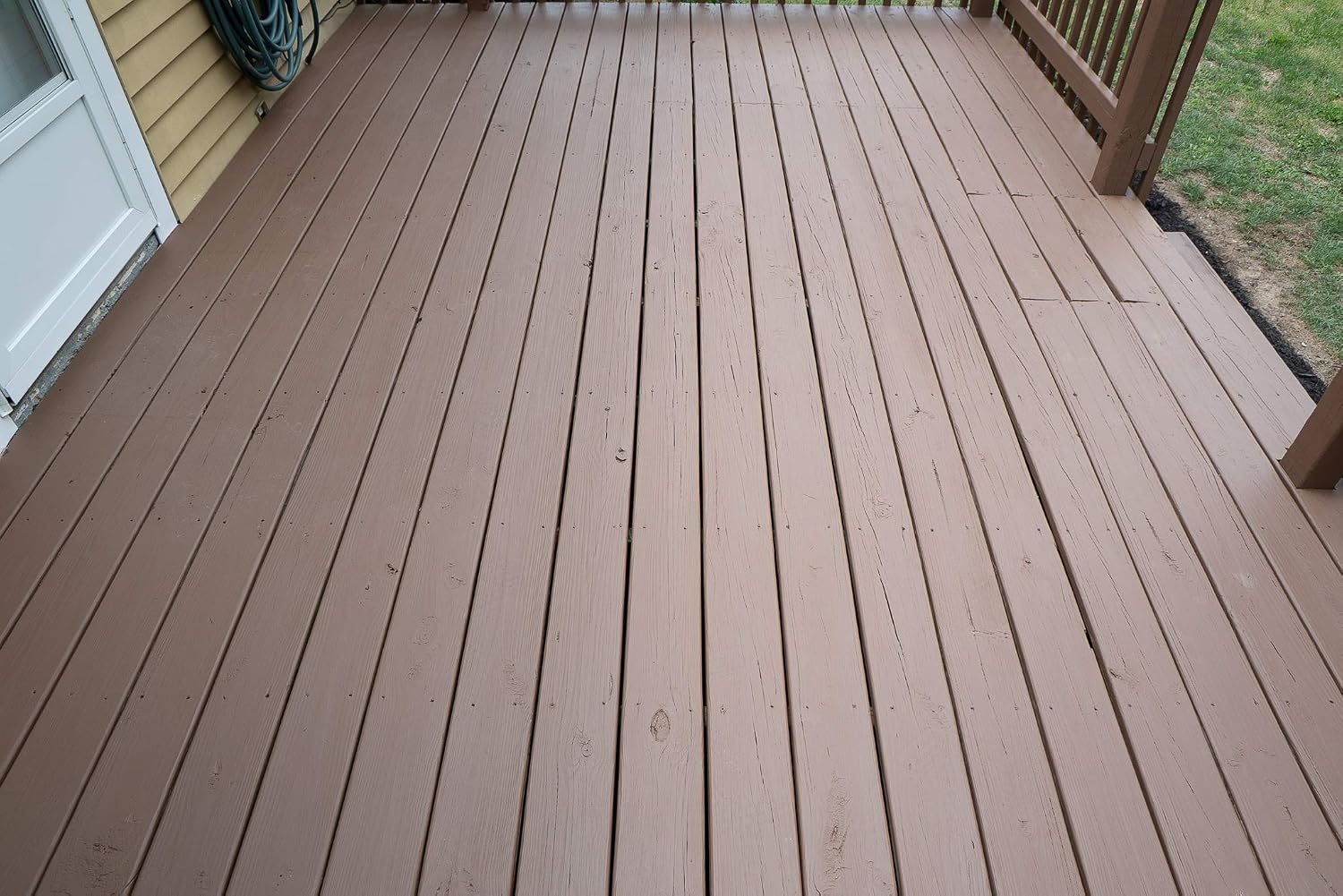 #1 Deck Premium Advanced Solid Color Outdoor Wood Stain and Sealer in One – Water Based Sealant for Wood Decks, Fences, & Siding - 1 Gal - Made in USA - Simply White