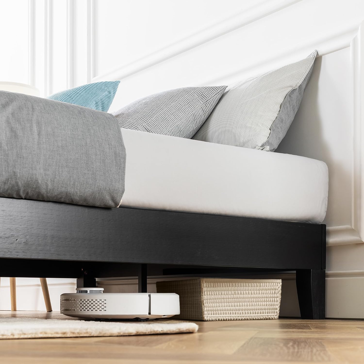 Mellow Naturalista Classic - 12 Inch Solid Wood Platform Bed with Wooden Slats, No Box Spring Needed, Easy Assembly, Queen, Pine