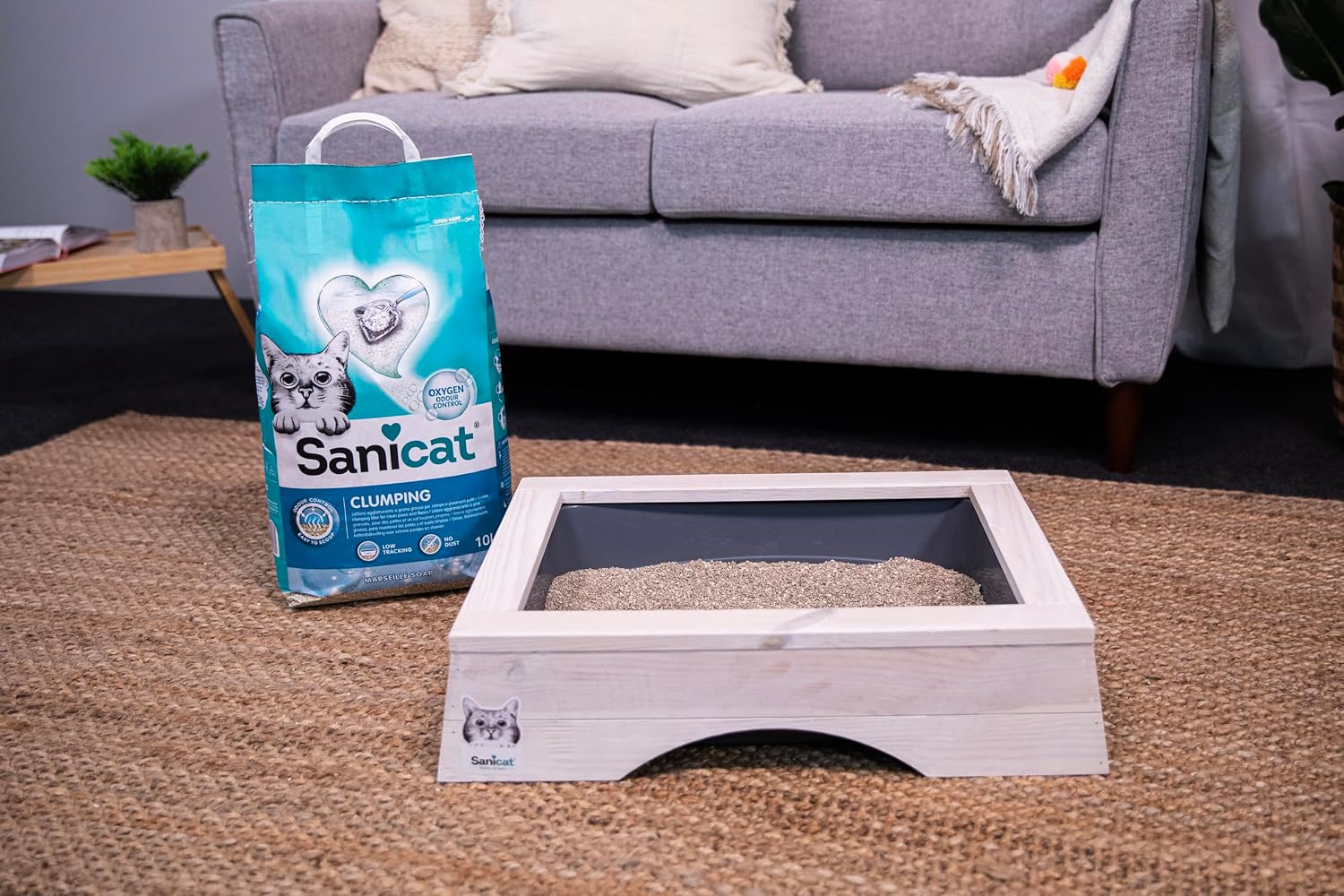 Clumping Cat Litter by SANICAT