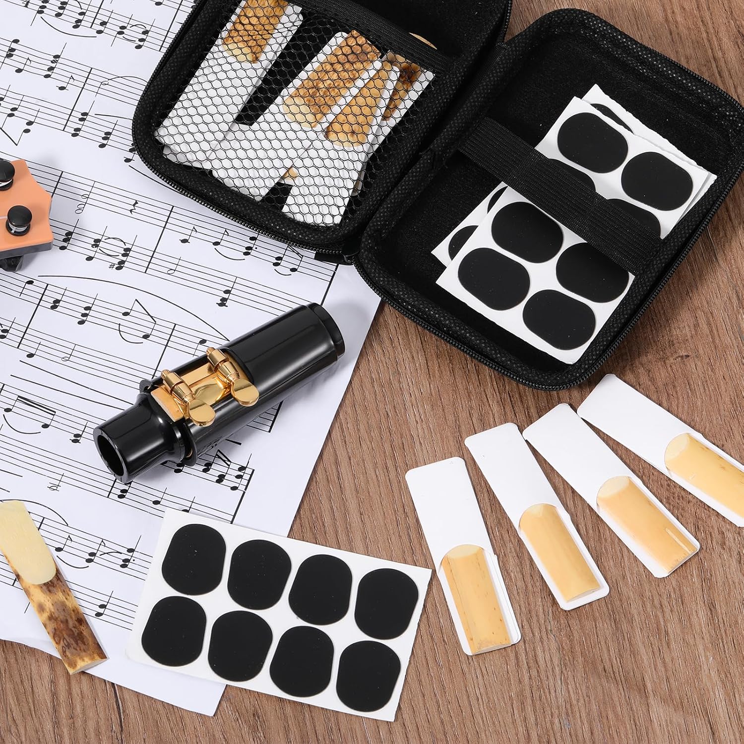 49Pcs Alto Saxophone Mouthpiece Kit, Includes Gold Sax Ligature, Saxophone Mouthpieces, Plastic Cap, 21 Sax 2.5 Reeds