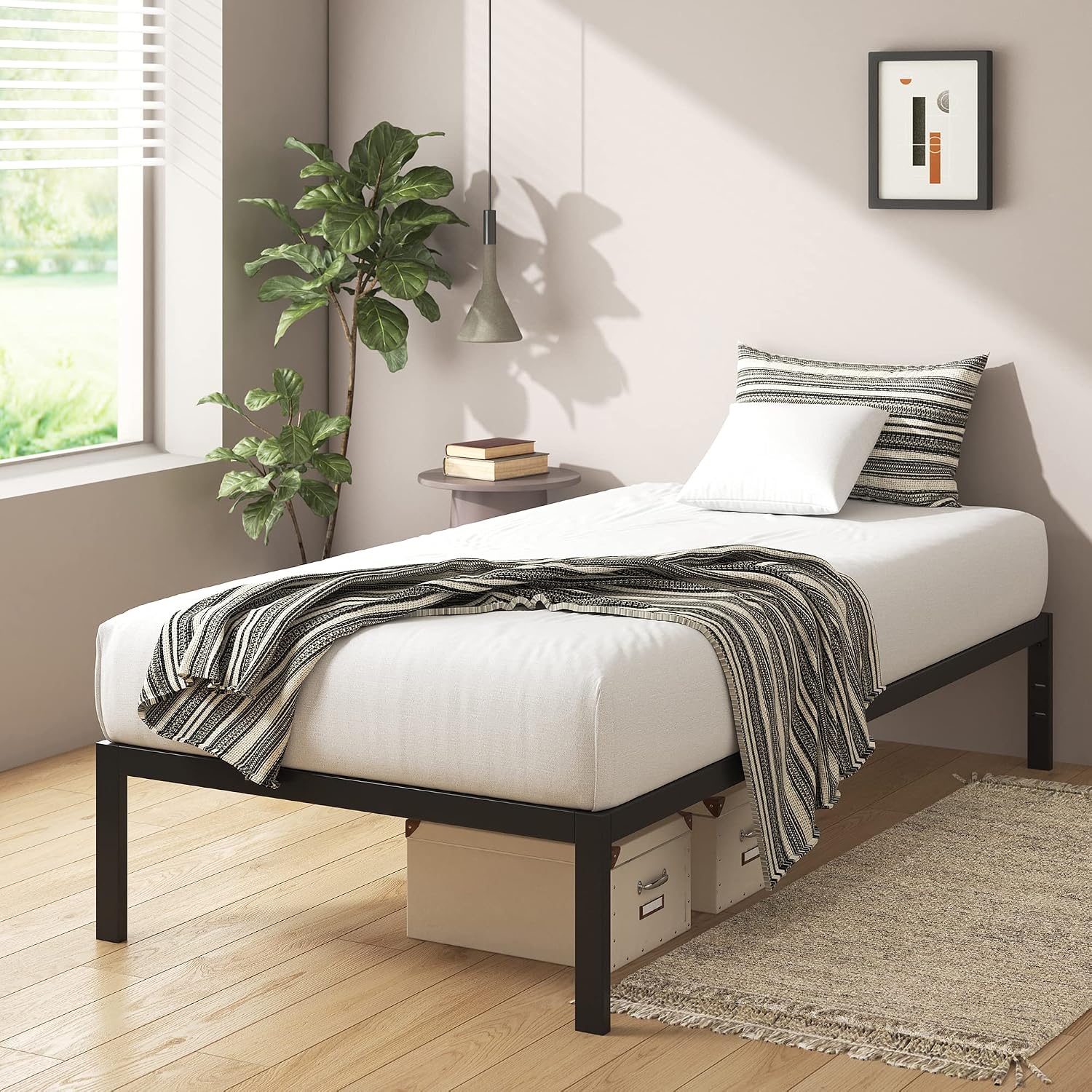 ZINUS Mia Metal Platform Bed Frame with Headboard, Wood Slat Support, No Box Spring Needed, Easy Assembly, Queen