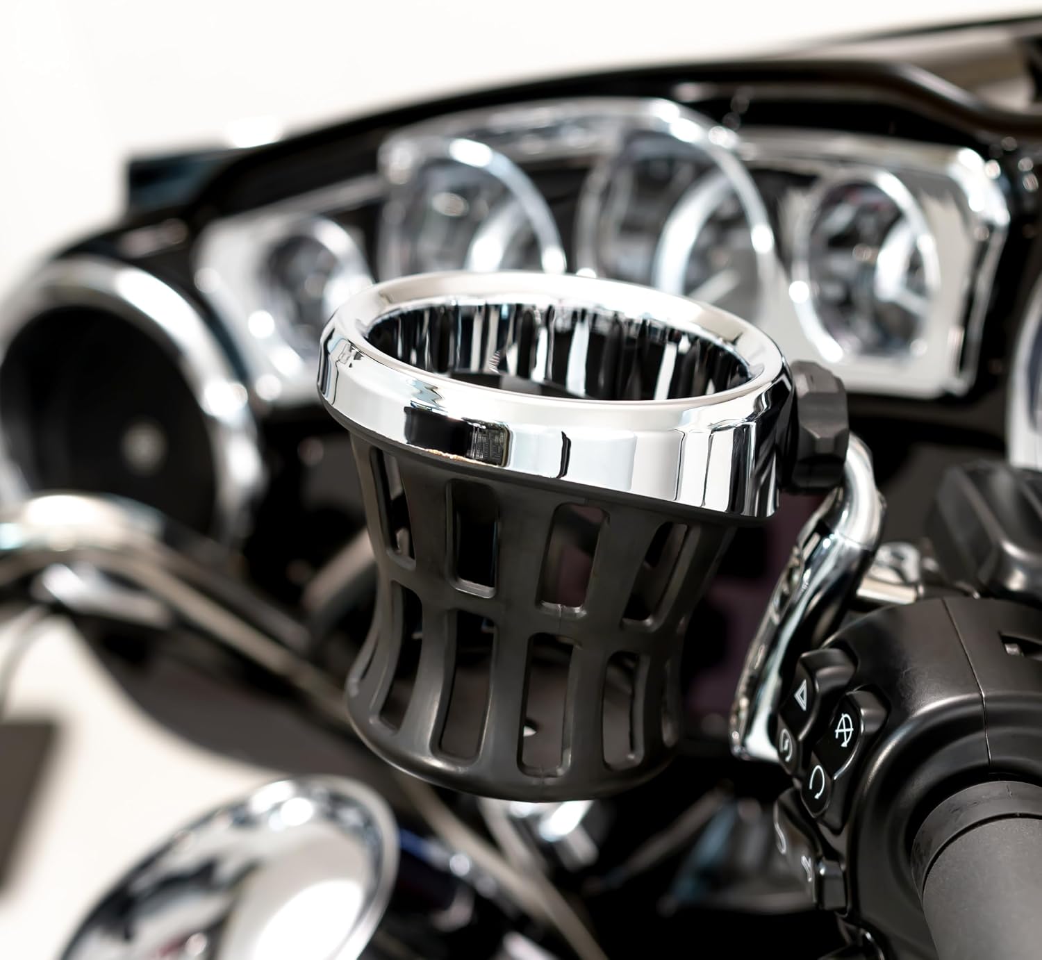 CIRO 50003 Drink Holder (Chrome for Harley-Davidson Models)
