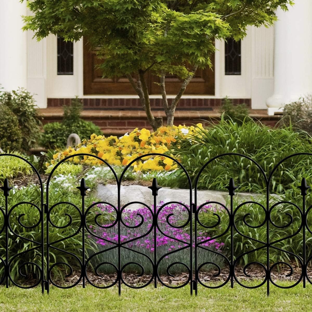 Magnolia Classic Decorative Steel Landscape Border Fence Section