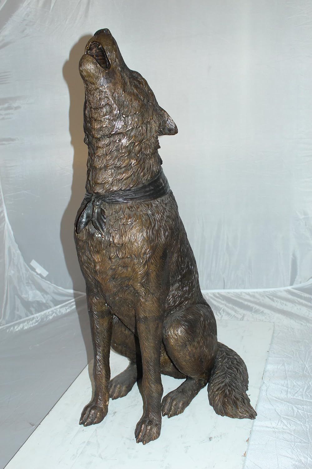 NIFAO Howling Wolf, Wildlife Medium Bronze Statue, 16" L x 20" W x 37" H