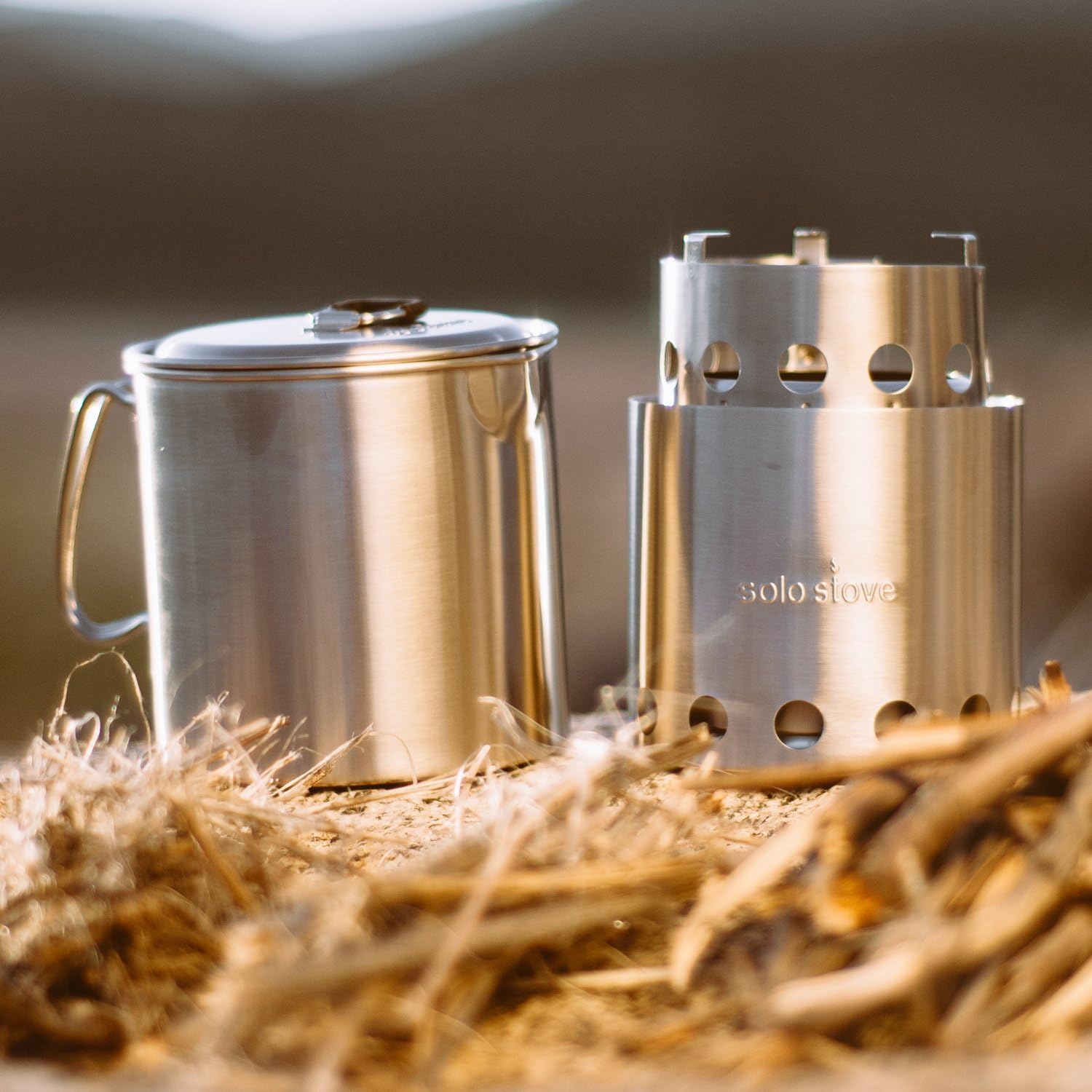 Solo Stove Lite & Pot 900 Set: Portable, Wood Burning Campstove + 900 ml Pot | Incl. Nylon Sack, For 1-2 People, 304 Stainless Steel