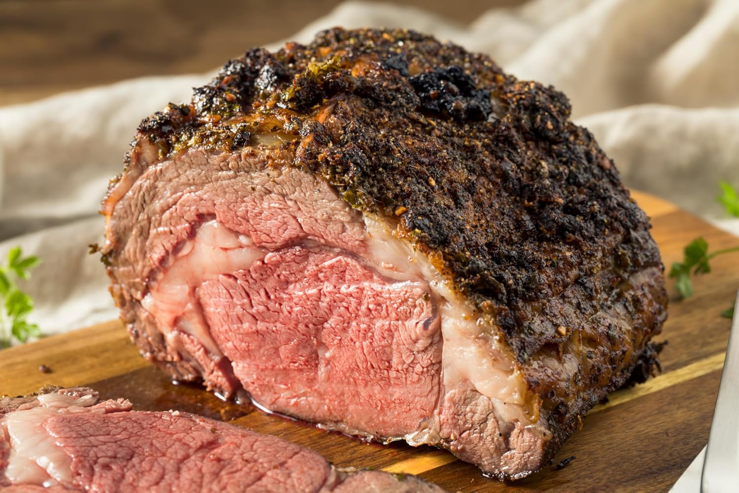 Hi Mountain | GARLIC PEPPER RUB | Meat Seasoning | 11 oz | Garlic pepper seasoning for beef, pork, venison, deer, elk, chicken, burgers, and vegetables