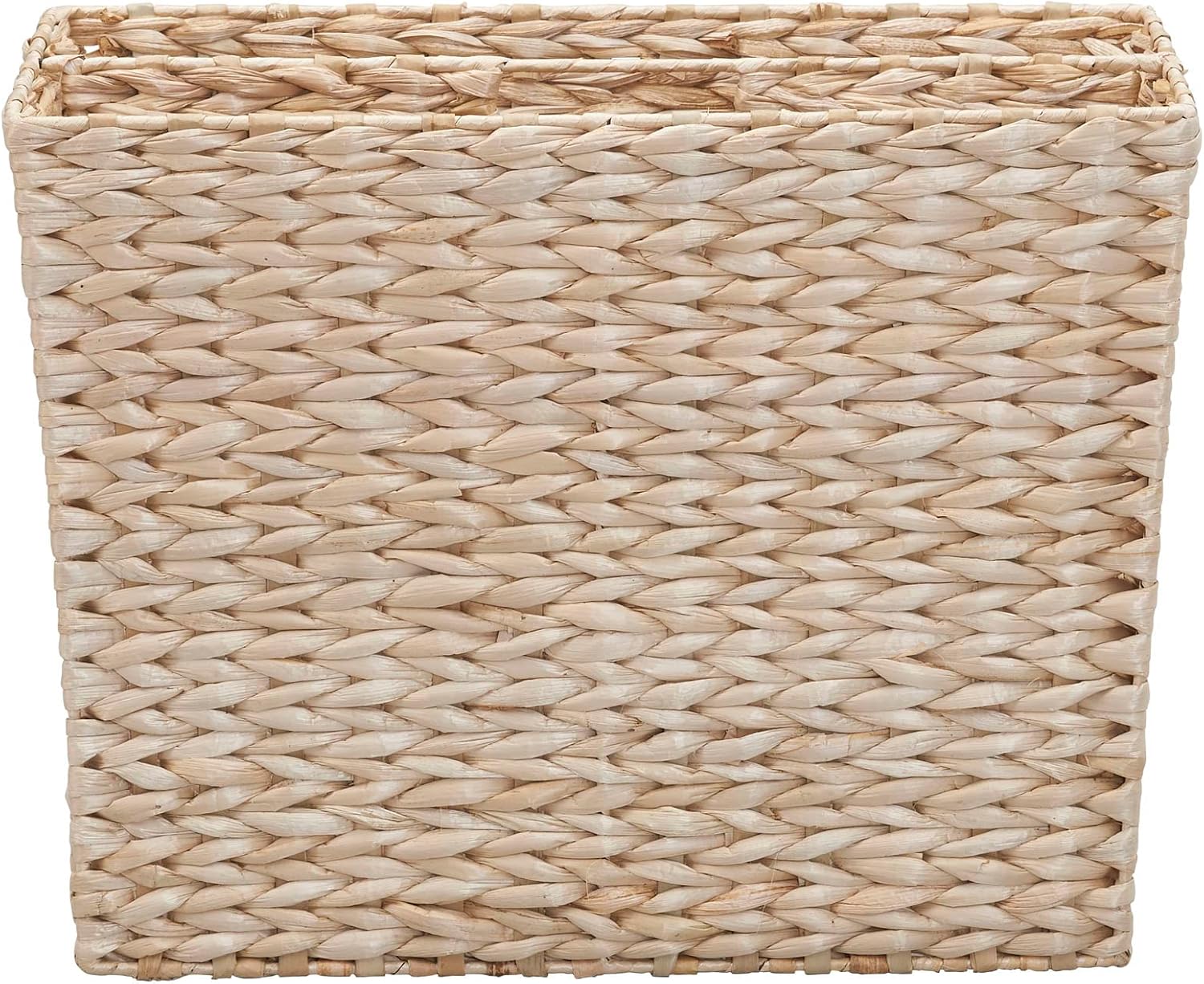 Household Essentials Wicker Magazine Rack, Handwoven Seagrass, Strong Metal Wire Frame, Built-In Handle and Divider, Lightweight, Contemporary, Great for Puzzle Books, Mail and More, Natural