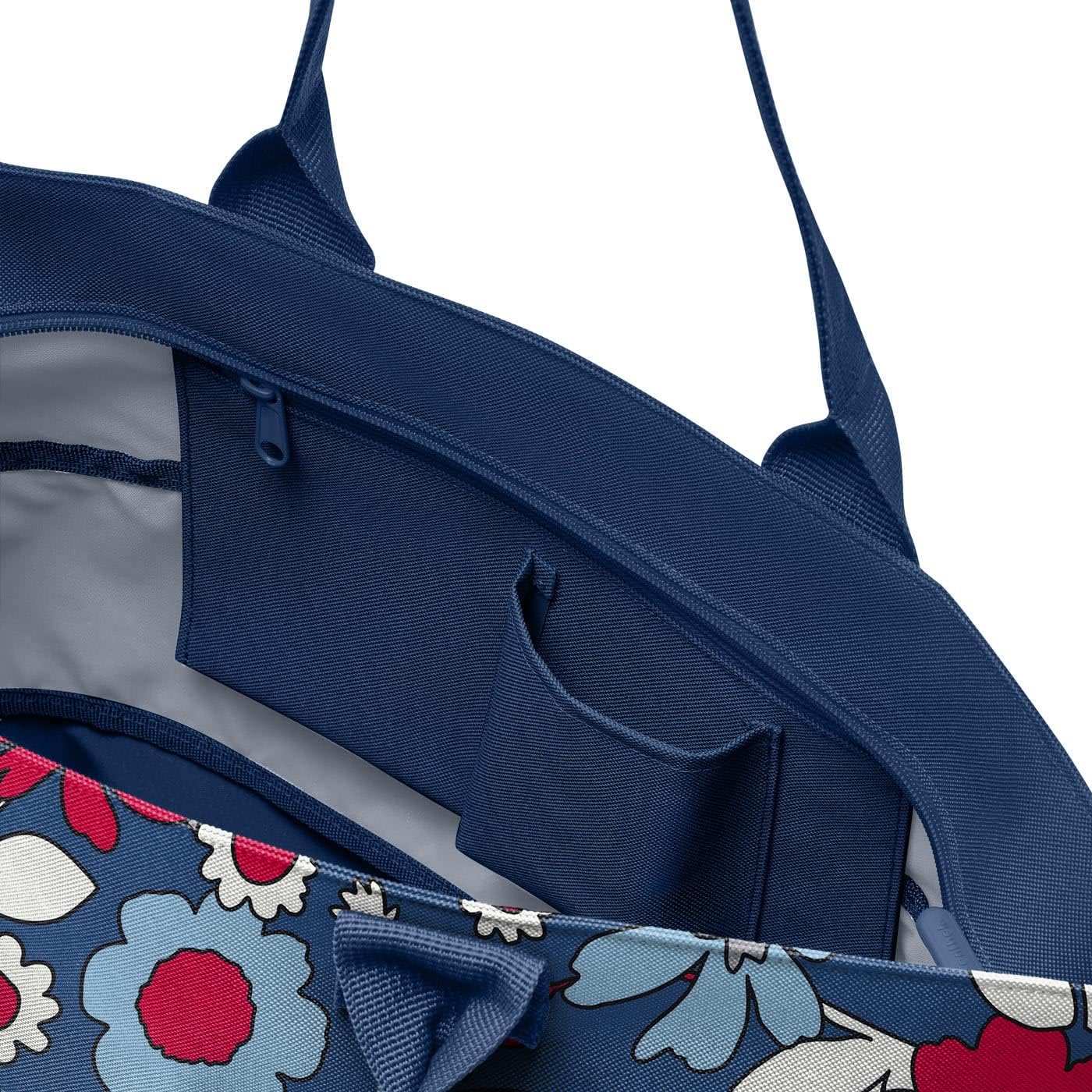 reisenthel shopper e1 - Large capacity and expandable bag made of water repellent and recycled polyester fabric
