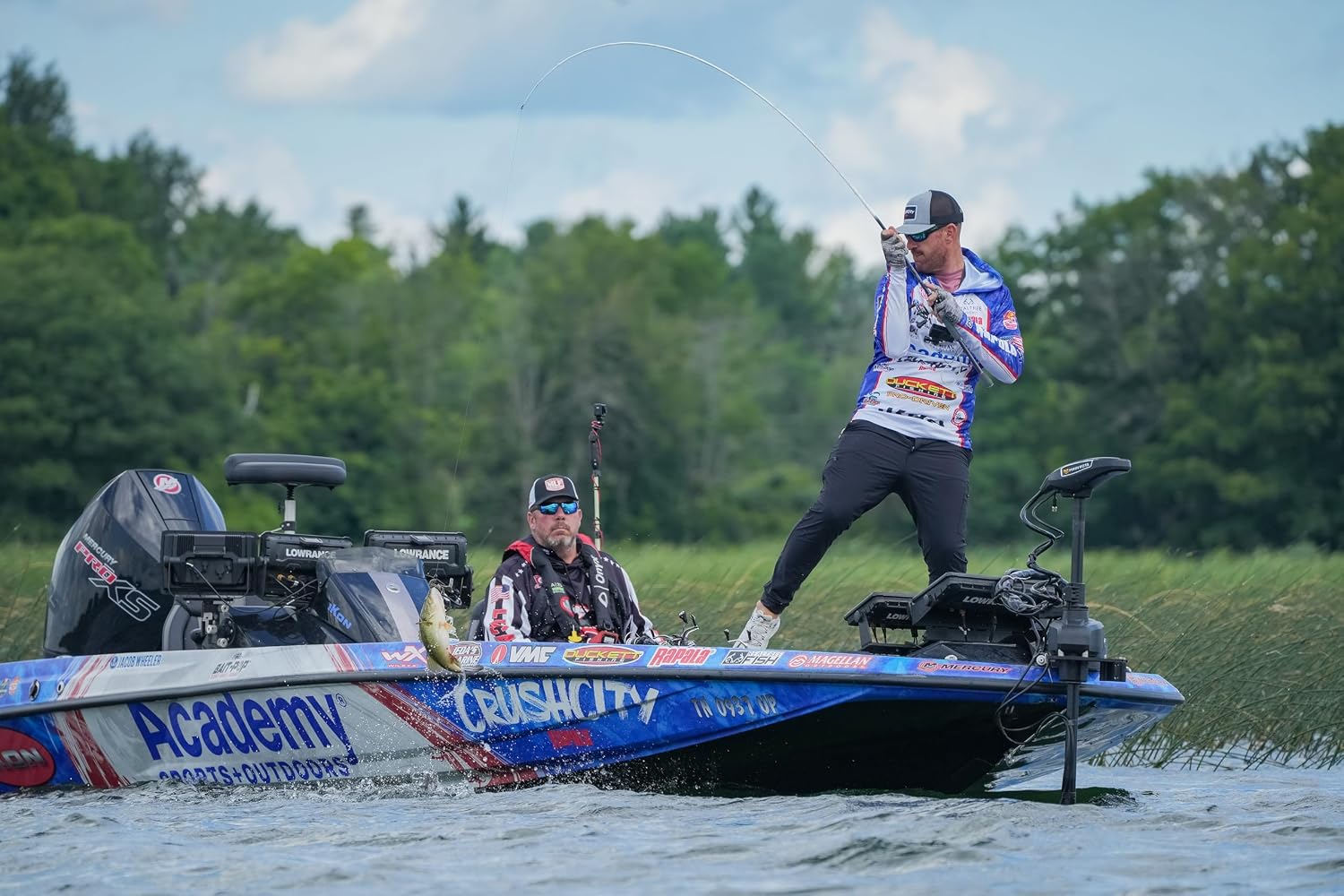 Duckett Fishing Jacob Wheeler Signature 2.0 Casting Rods, Spinning & Crankin' Rods, Pro Angler Designed, Extremely Lightweight & Balanced Sensi-Touch Multi-Modulus Blanks