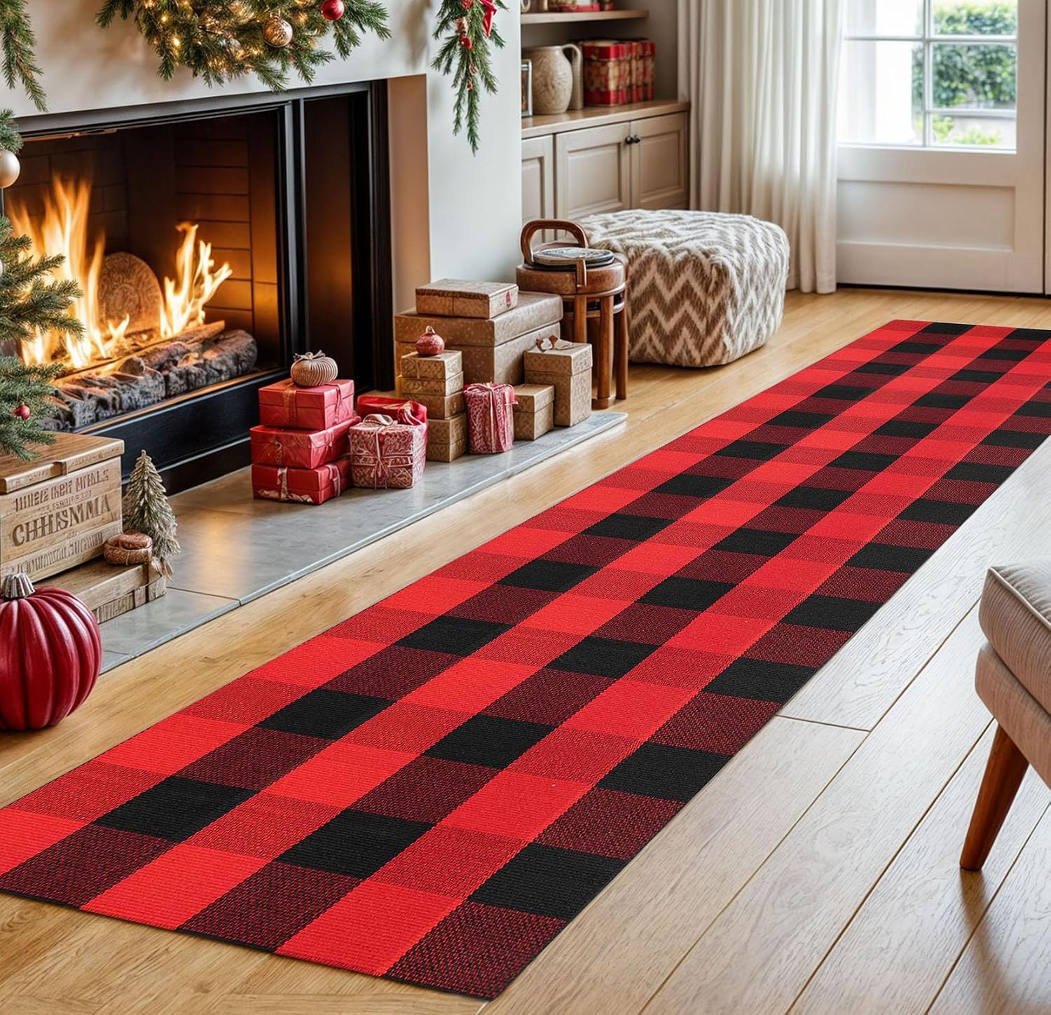 IOHOUZE 27.5x43 Buffalo Plaid Rug, Washable Front Door Mat, Black White