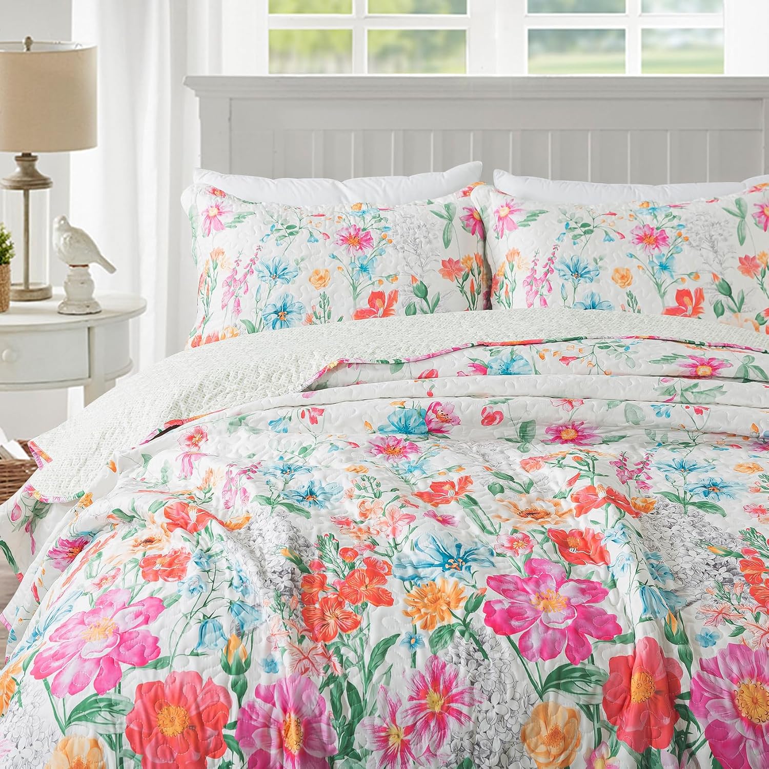 Travan Queen Quilt Set 3-Piece Bedspread Quilted Oversized Lightweight Microfiber Coverlet Set with Shams Violet Purple Floral Pattern Quilted
