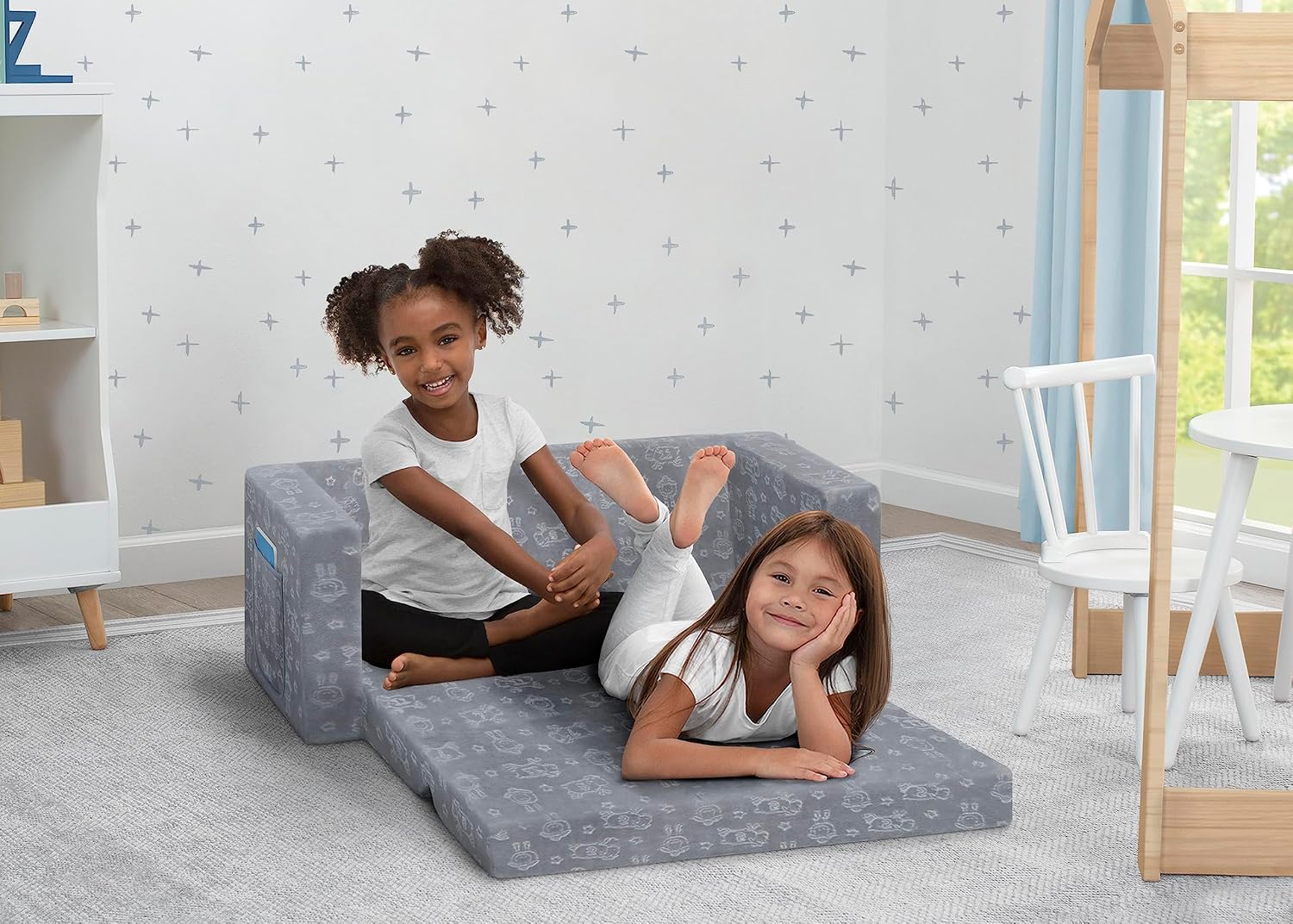 Delta Children - Serta Perfect Sleeper Kids 2-Seater Sofa, Convertible 2-in-1 Flip Open Toddler Couch Sleeper, Foam Chair for Playroom & Bedroom
