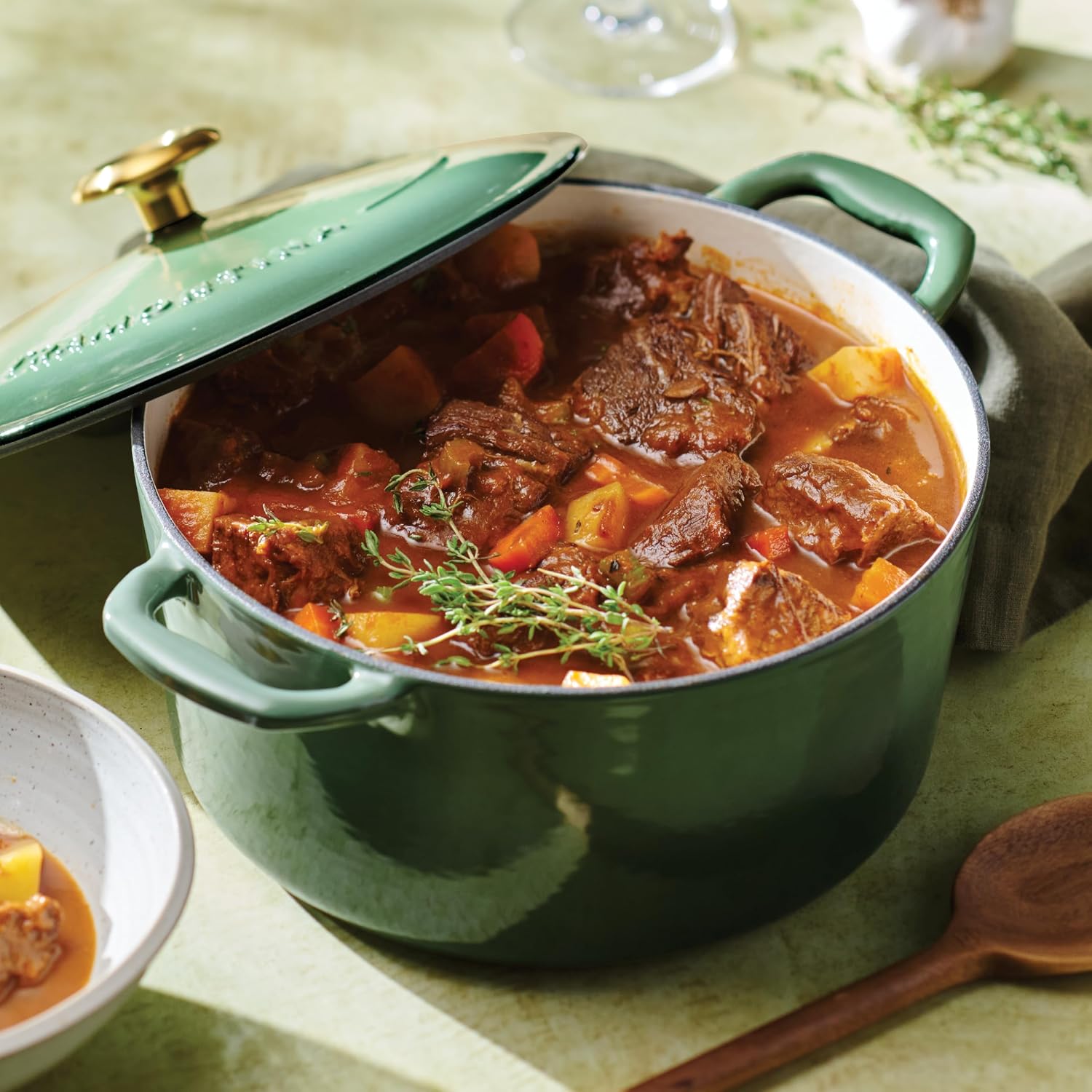 Tramontina Bestow Enameled Cast Iron 4-Qt Braiser Pan with Lid, Blue | Oven-to-Table Casserole Dish, Great for Shallow Braises & Simmers
