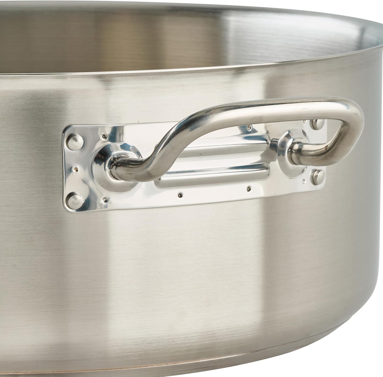 Winco 15 qt Stainless Steel Brazier Pan with Lid | Flat bottom, Wide base, Riveted handles, Induction safe, Great for Braising, Simmering, Batch Cooking and Restaurant Kitchens