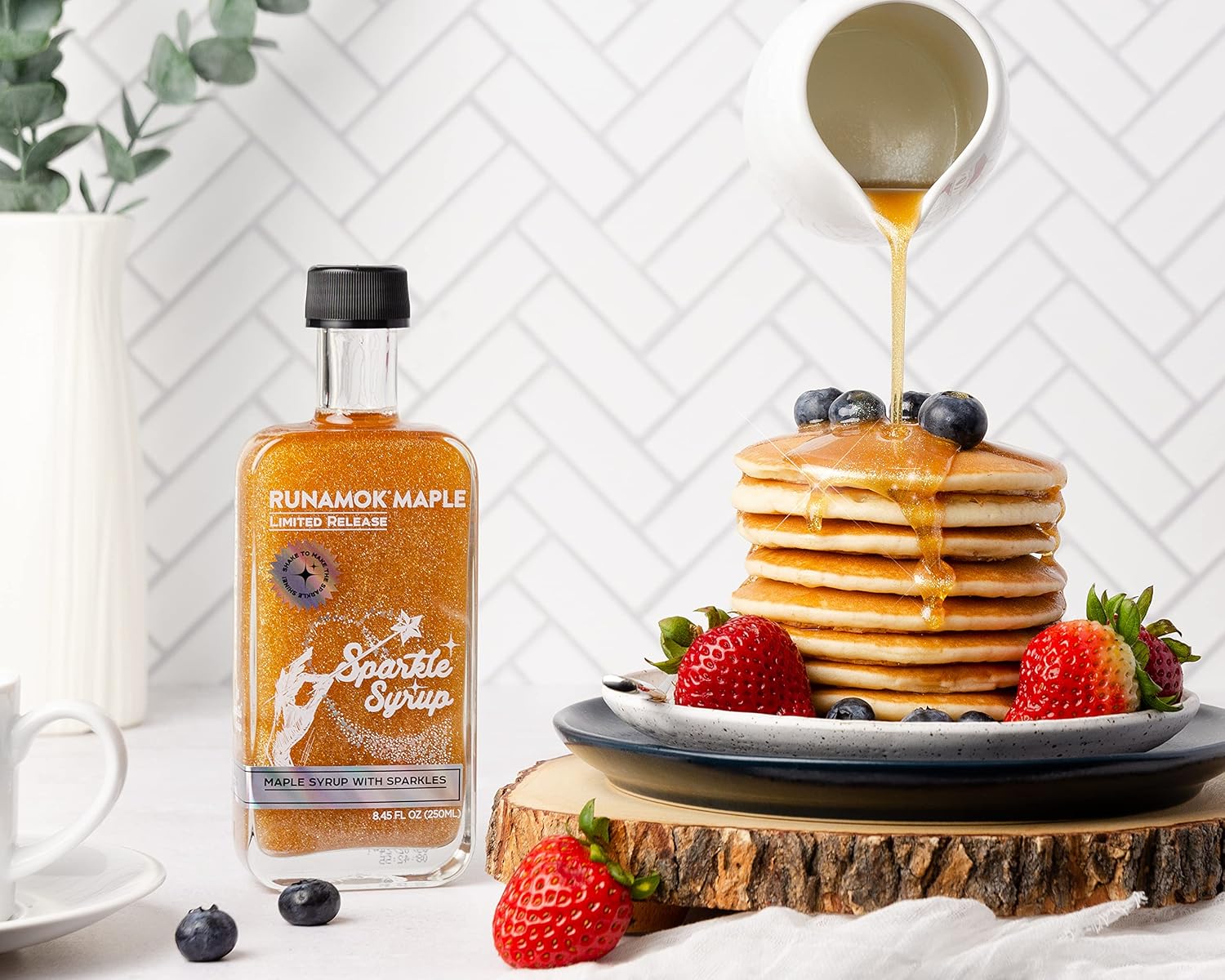 Runamok Maple Cinnamon-Vanilla Infused Maple Syrup - Authentic & Real Vermont Maple Syrup | Gluten Free & Natural Sweetener | Breakfast, Coffee, Pancakes Maple Syrup | 8.45 Fl Oz (250mL)