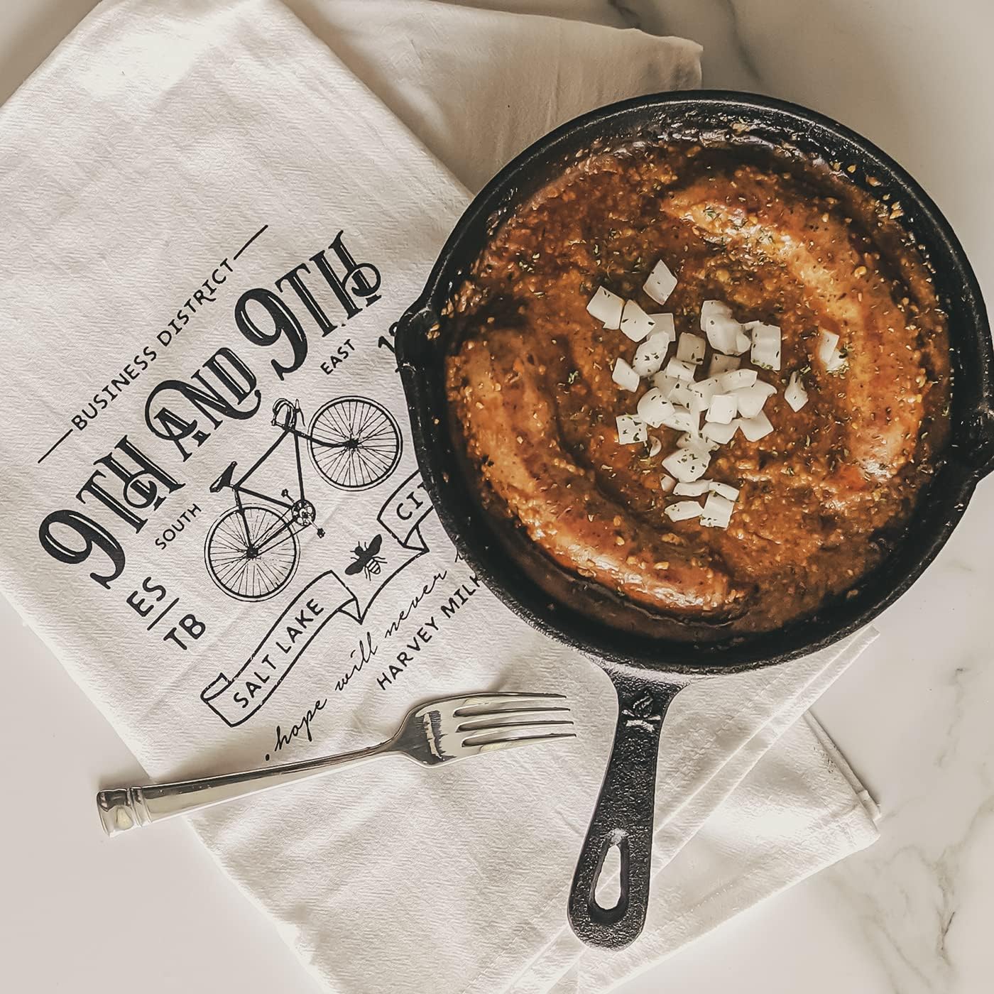 12 Inch Round Large Pre-Seasoned Cast Iron Skillet