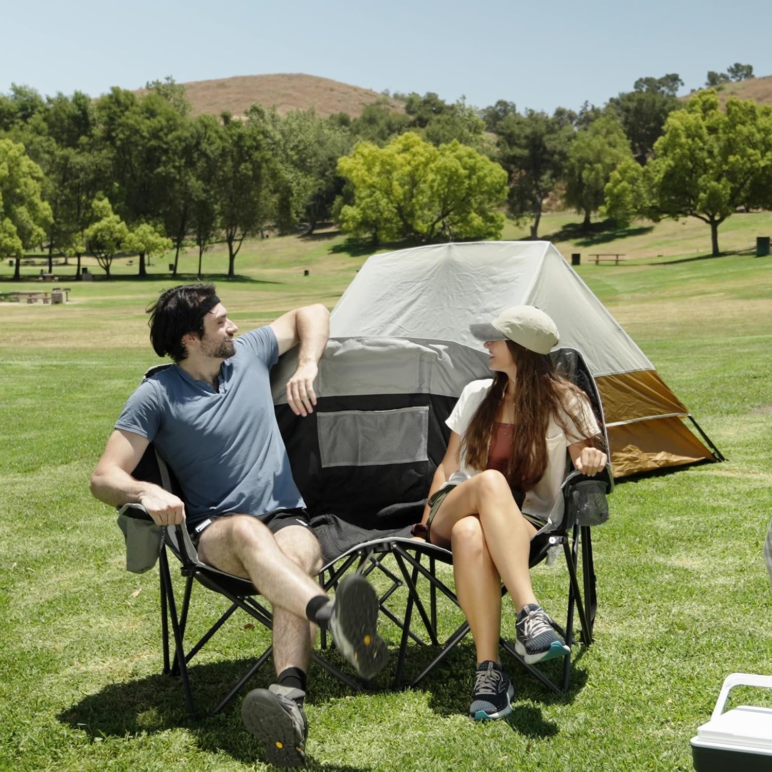 SUNNYFEEL Folding Double Camping Chair Oversized Loveseat for Adults