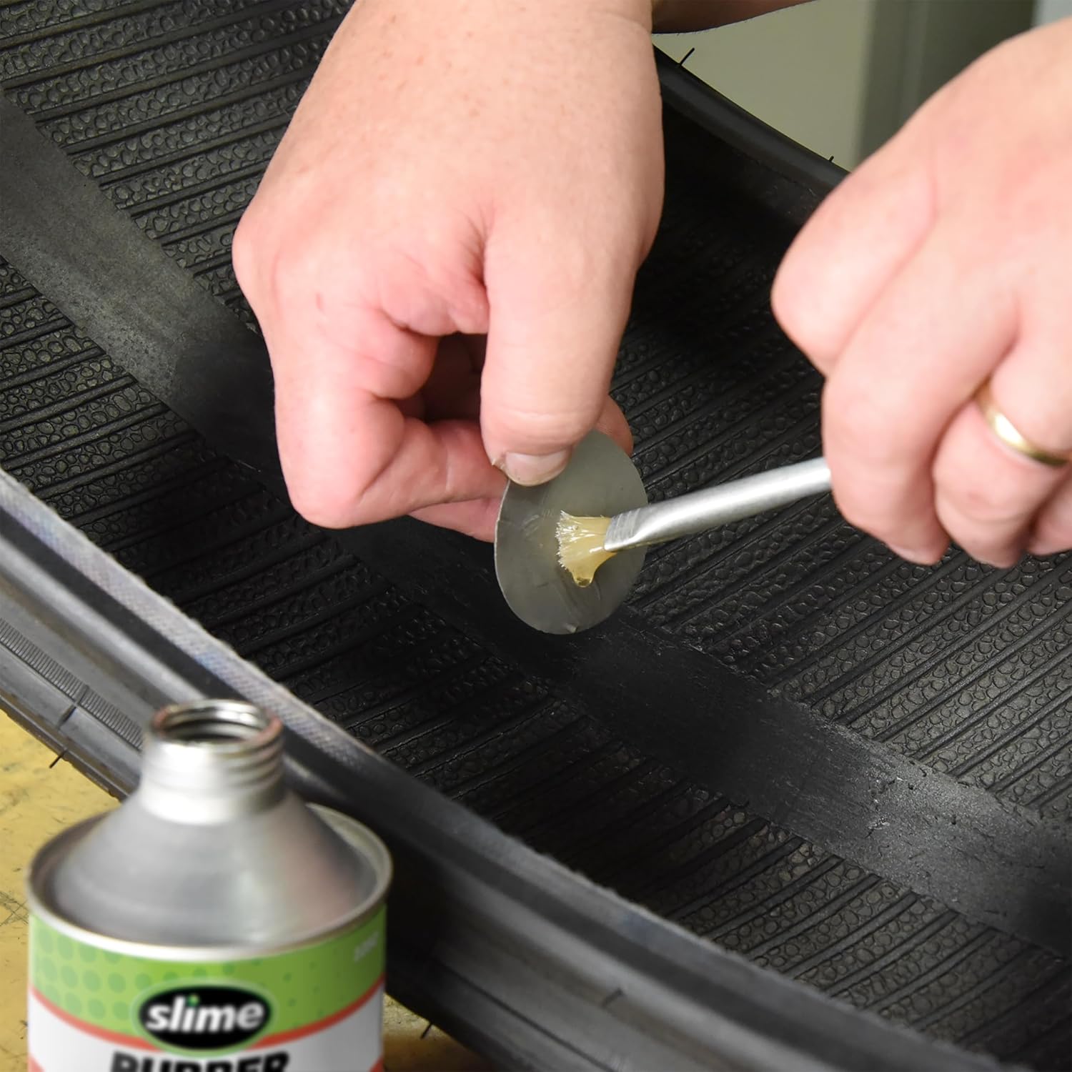 Slime 1022-A Tube Rubber Patch Kit, for Bikes and Other Inflatables, Contains, 5 Patches, Scuffer and Glue