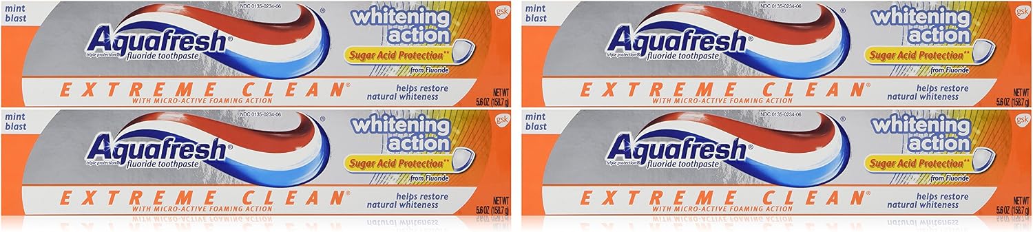Aquafresh Extreme Clean Whitening Action Fluoride Toothpaste for Cavity Protection, 5.6 Ounce