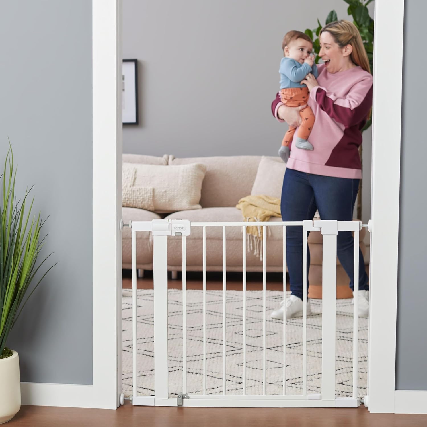 Safety 1st Easy Install Walk Thru Baby Gate for Doorway With Door, Dog Gates, Fits 29"-38", Easy Install 28" Tall, White
