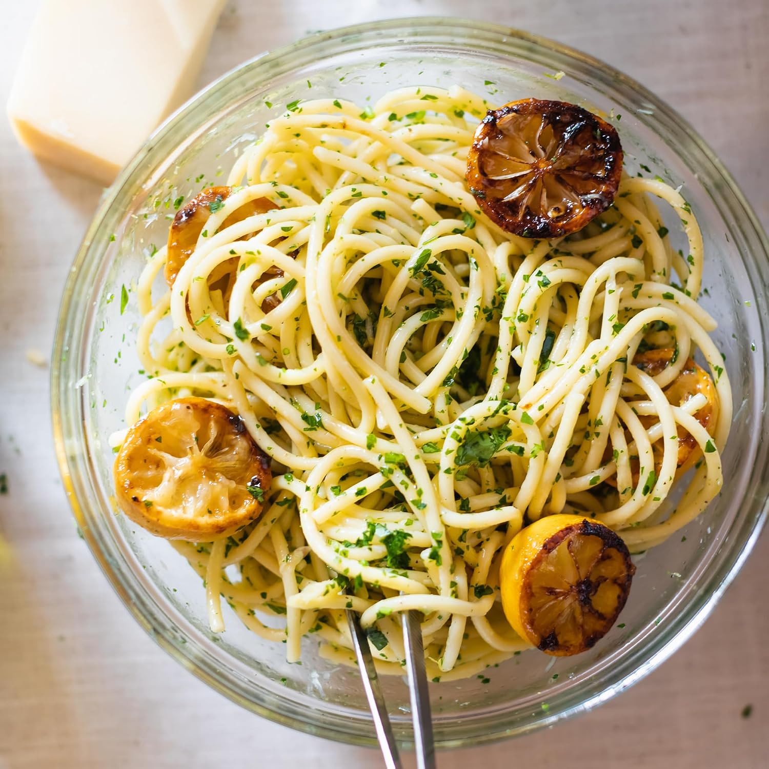 Lucini Italia Delicate Lemon Extra Virgin Olive Oil - EVOO Infused with Fresh Lemon - Olive Oil for Marinade, Grilling, Roasting, Baking - Non-GMO Verified, Whole30 Approved, Kosher, 250mL