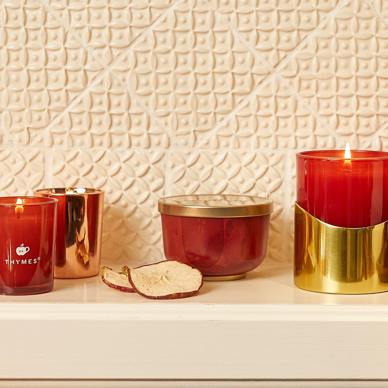 Thymes Scented Candles for Women & Men – Tin with Lid – Luxury Home Decor – Holiday Candles with Notes of Crisp Siberian Fir Needles, Cedarwood, & Sandalwood (Frasier Fir, 6.5 oz)