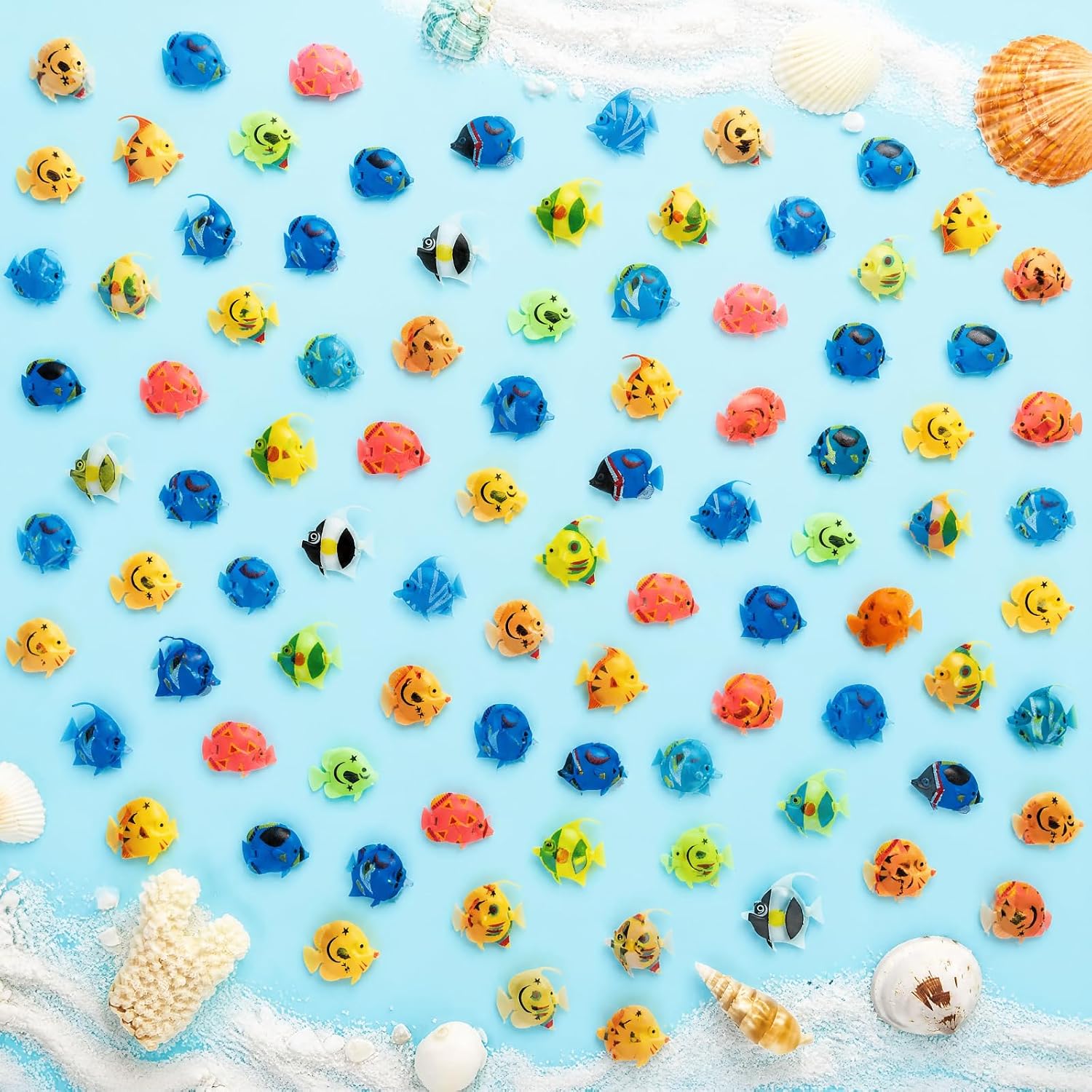 Weewooday 20 Pcs Artificial Moving Fishes Plastic, Random Fish