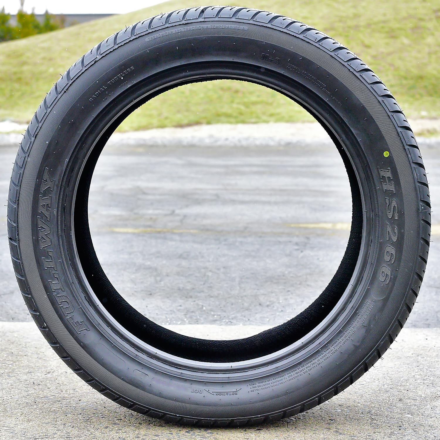 Fullway HS266 275/55R20 117H All Season XL Performance 20 inch Tire