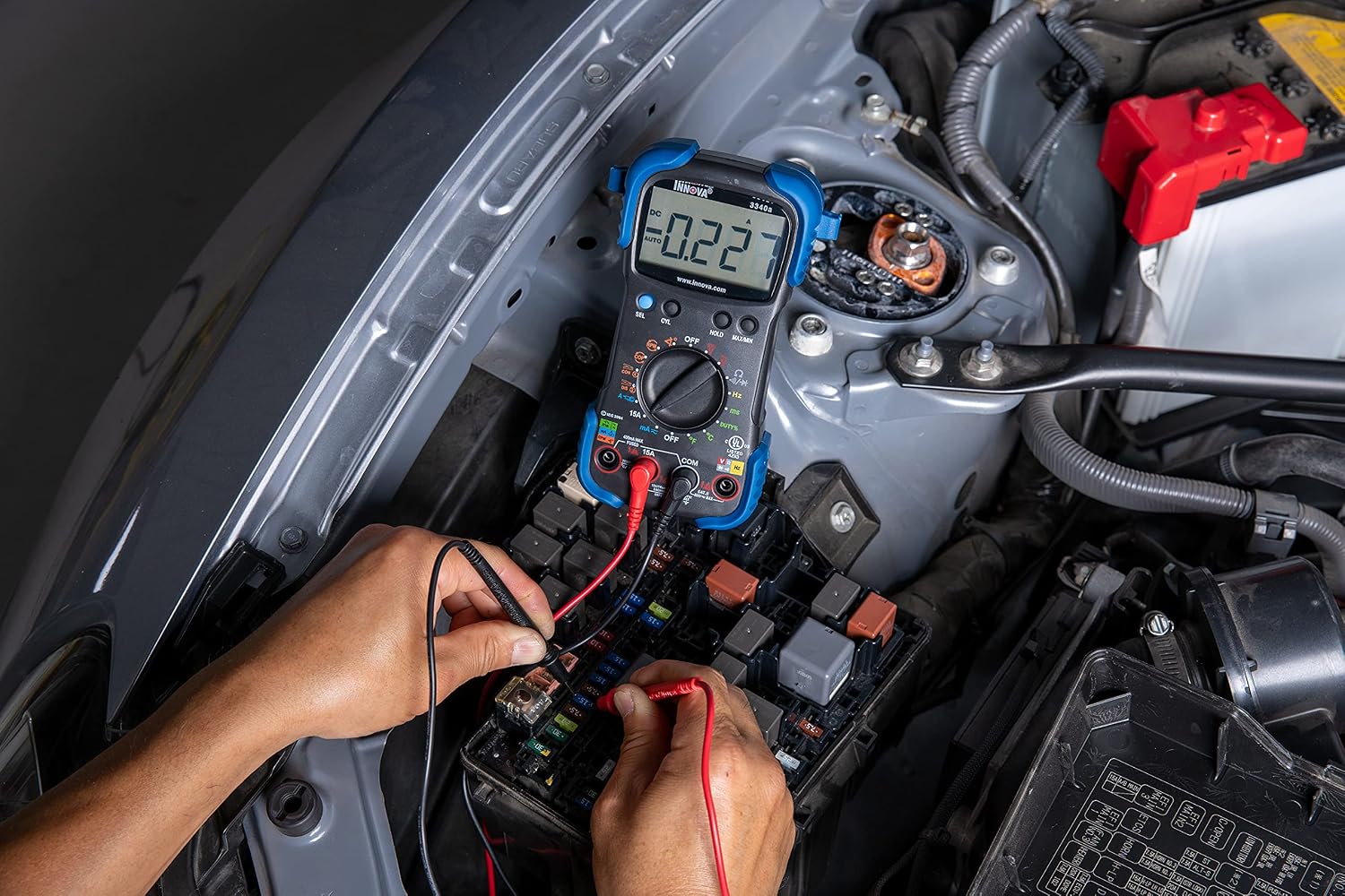 Innova 3340 Professional Automotive Digital Multimeter, Black