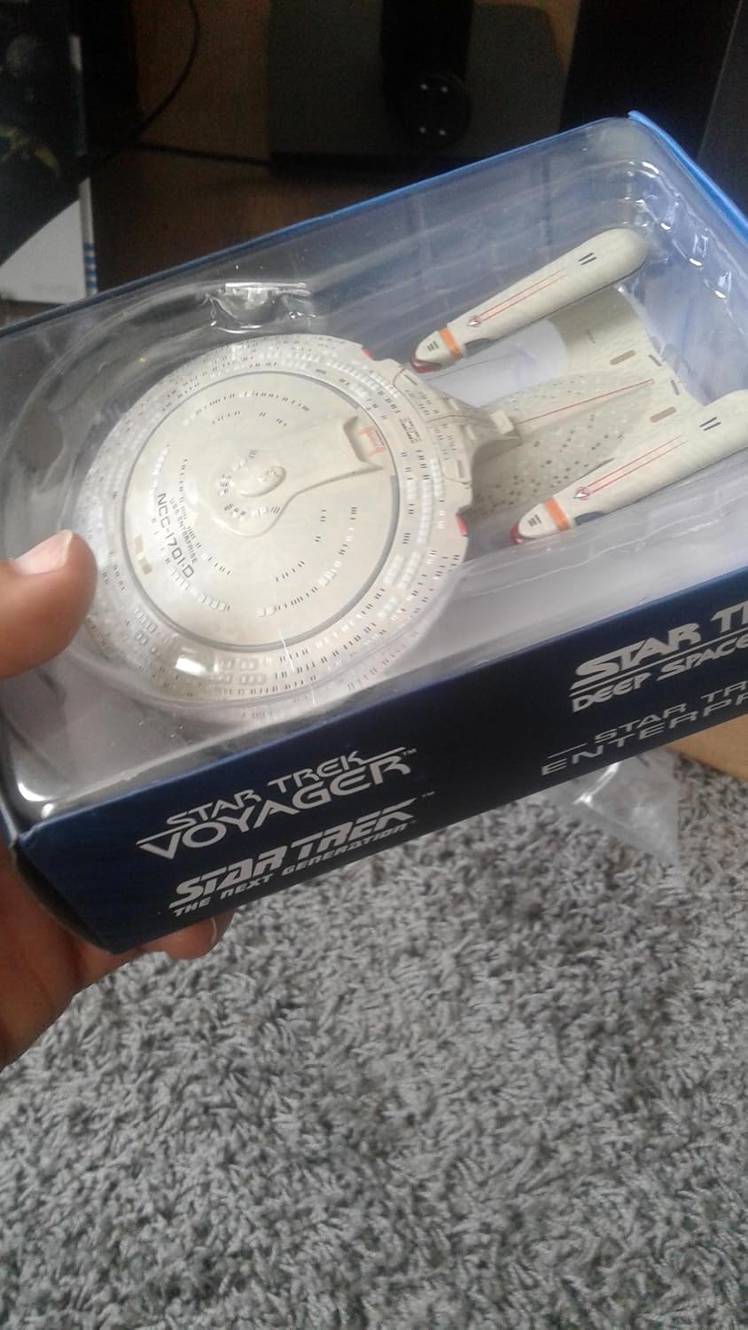 Star Trek Starships Figure Magazine #1 USS Enterprise NCC-1701D