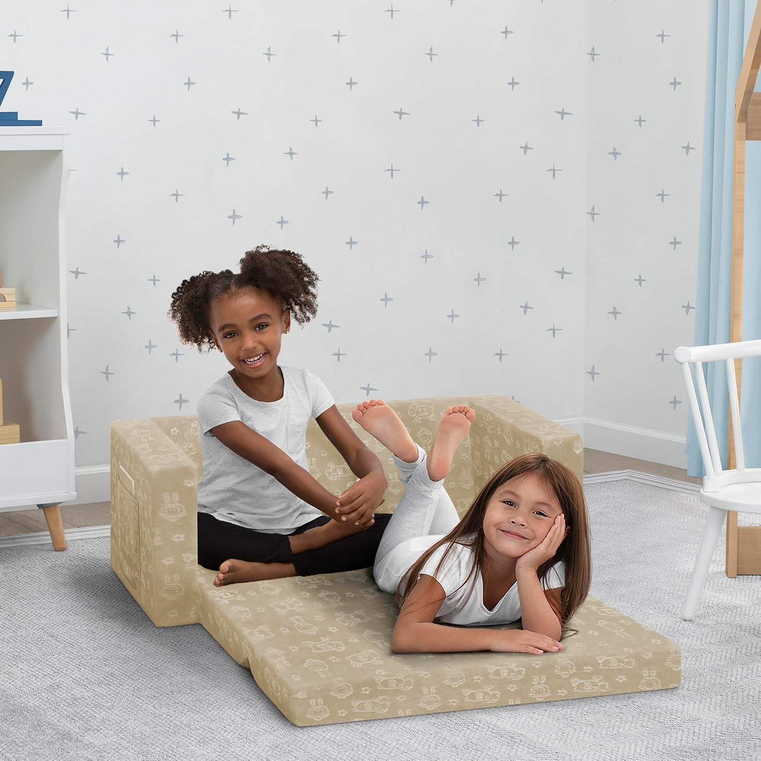 Delta Children - Serta Perfect Sleeper Kids 2-Seater Sofa, Convertible 2-in-1 Flip Open Toddler Couch Sleeper, Foam Chair for Playroom & Bedroom