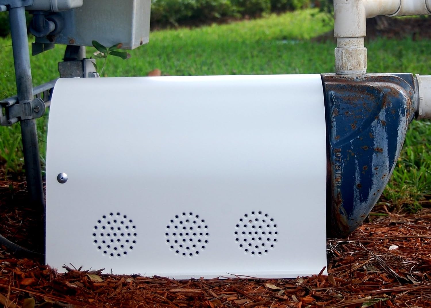 Pool Pump Cover - Protects & Covers Motor for Sprinkler, Well, Spa - Model 2PMC16