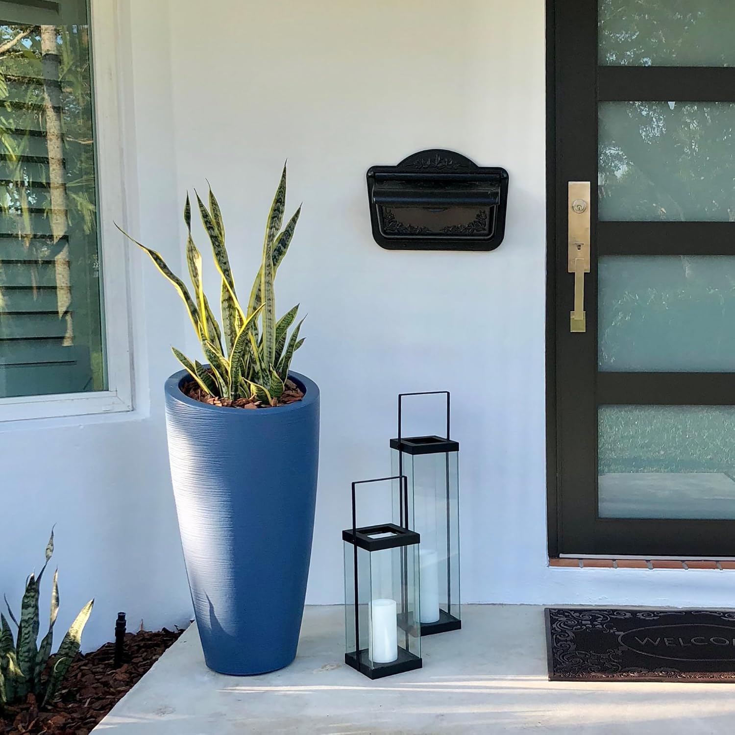 Mayne Modesto 20in Round Modern Planter, Neptune Blue | All season, Indoor/Outdoor, Double-wall design, Fade resistant, 15-year warranty