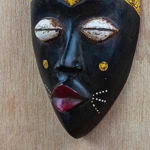 Novica Handmade Black Yellow African Wood Mask Hecha a mano Negra Amarilla Africa Máscara de madera