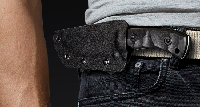 Carry the knife horizontally with the universal clip