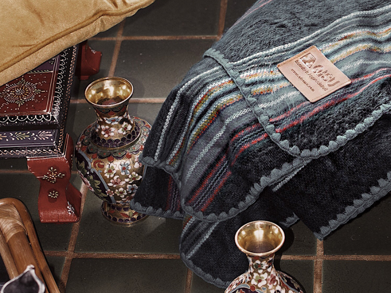 The many colors of these beautiful alpaca wool throw blankets