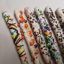 Gourmet White Chocolate Pretzels