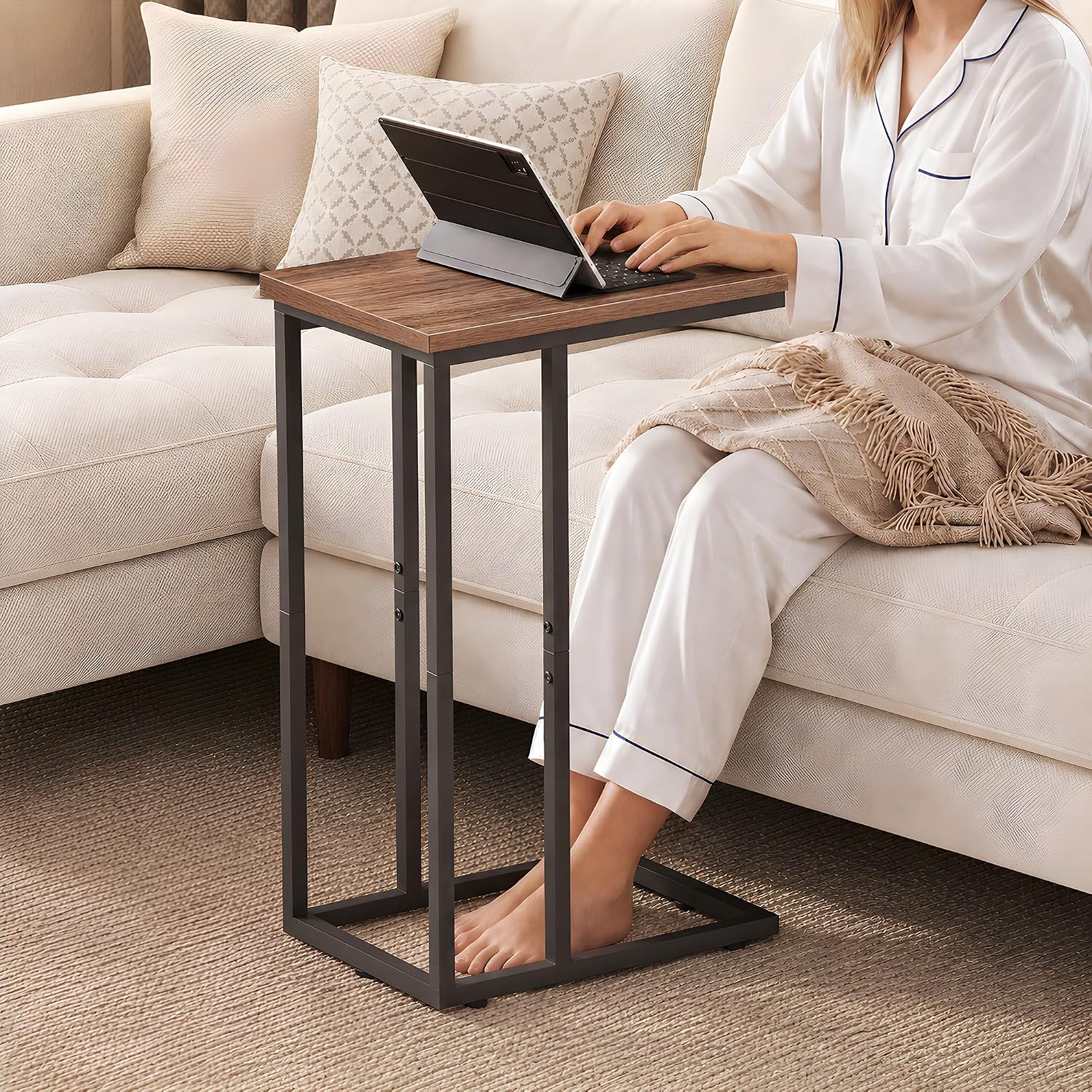 WLIVE C Shaped End Table, Small Side Tables for Sofa and Bed, Couch Table that Slides Under for Living Room, Bedroom, Home Office, Small Spaces