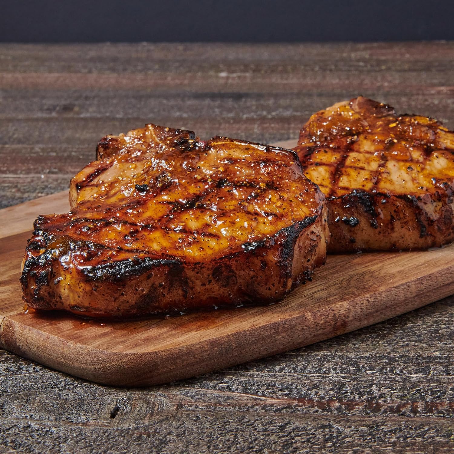 McCormick Grill Mates Brown Sugar Bourbon Seasoning, 27 oz - One 27 Ounce Container of Brown Sugar Bourbon Seasoning Made of Molasses, Red Bell Peppers, and More for Steak, Poultry, and Vegetables