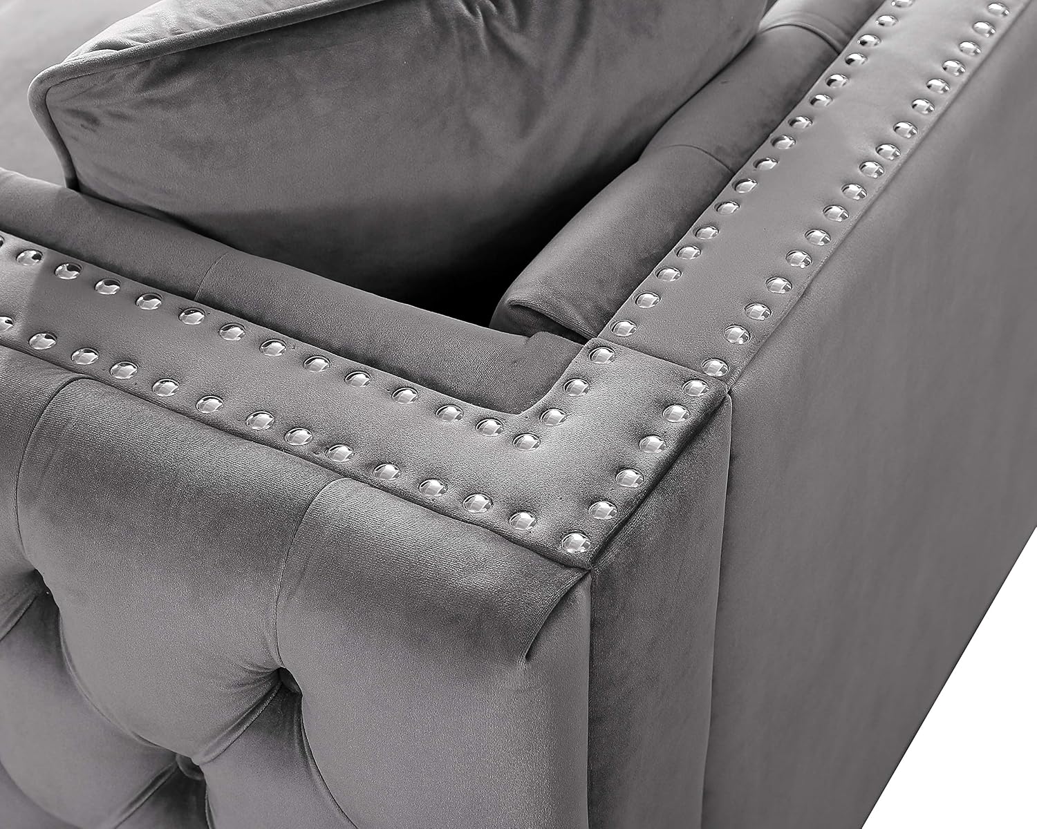 Lilola Home Lorreto Gray Velvet Loveseat