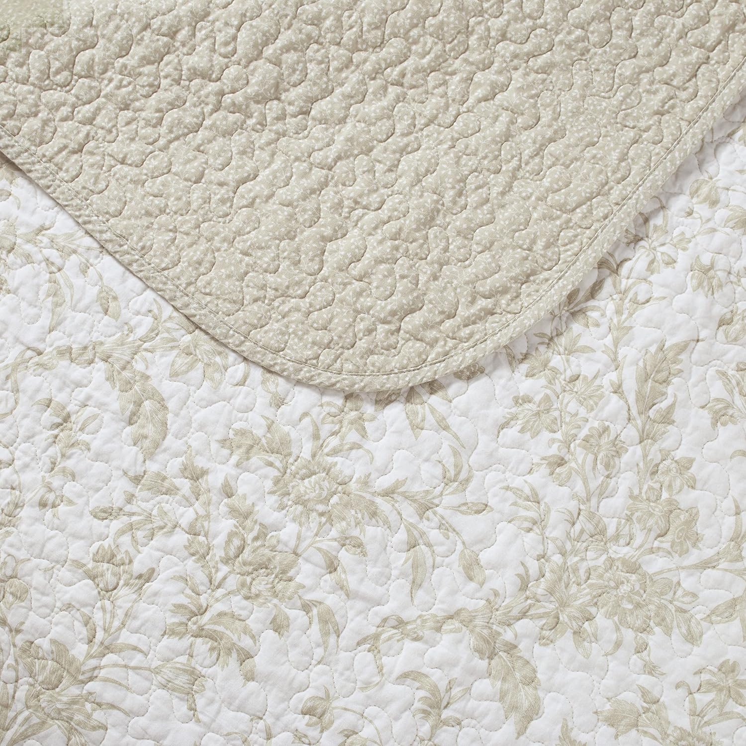 Laura Ashley – Queen Quilt Set, Soft & Lightweight Toile Bedding with Matching Shams, Reversible Floral Room Decor, College Dorm Room Essentials (Amberley Blue)