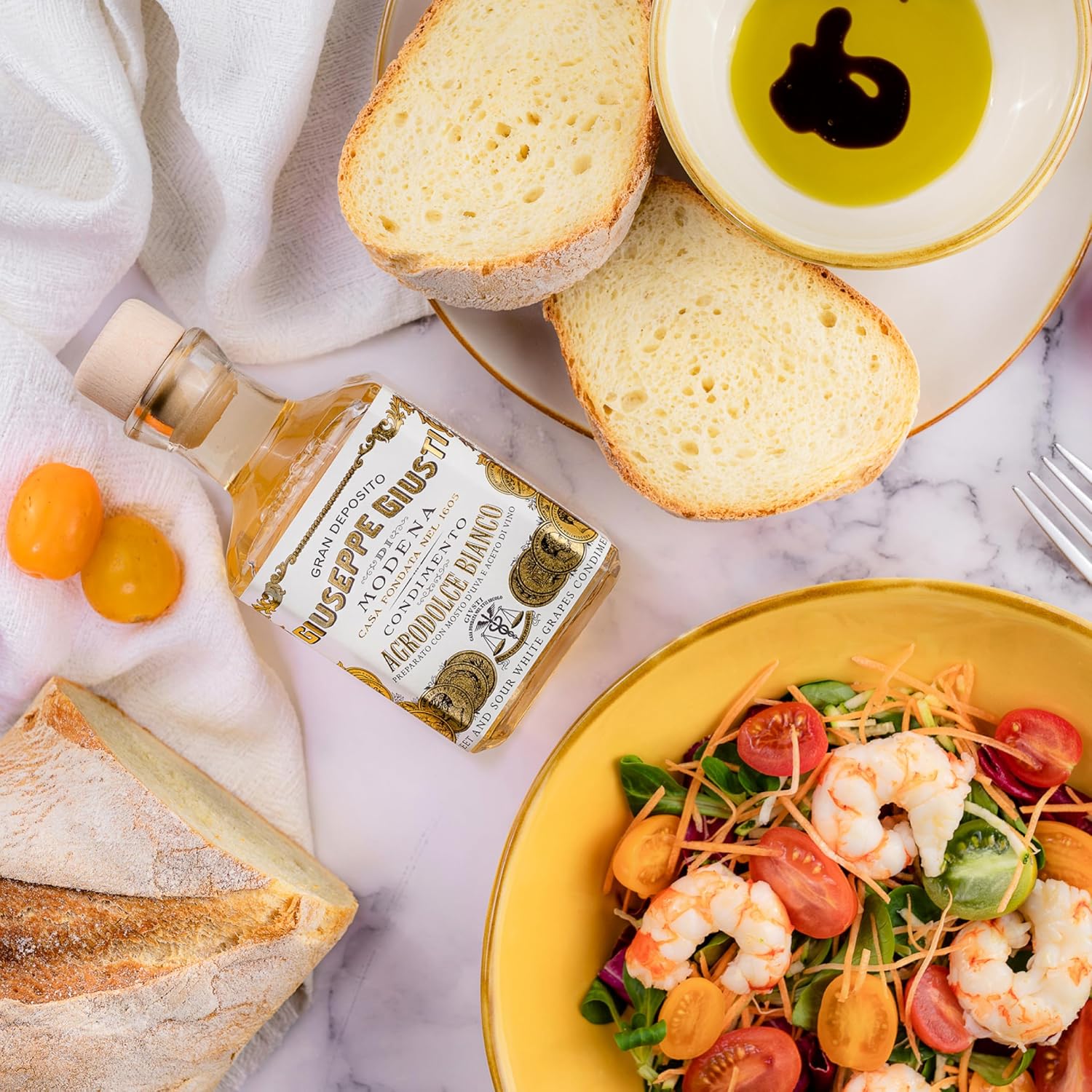 Giusti White Balsamic Vinegar Dressing – Condiment for Cooking and Finishing Dishes such as Salads, Vegetables, or Fish. Made in Italy with Balsamic Vinegar of Modena – 8.45 fl oz (250 ml) - Pack of 1