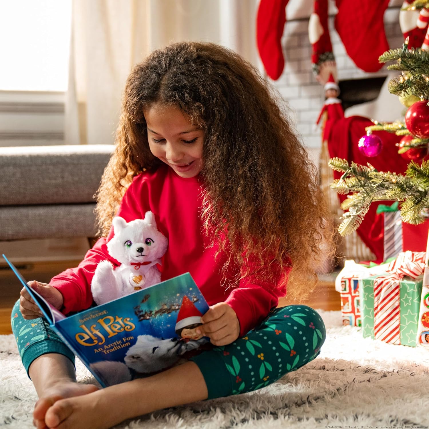 The Elf on the Shelf Elf Pets Arctic Fox Book & Plush | Includes Arctic Fox plush, storybook, snow globe charm and adoption certificate.