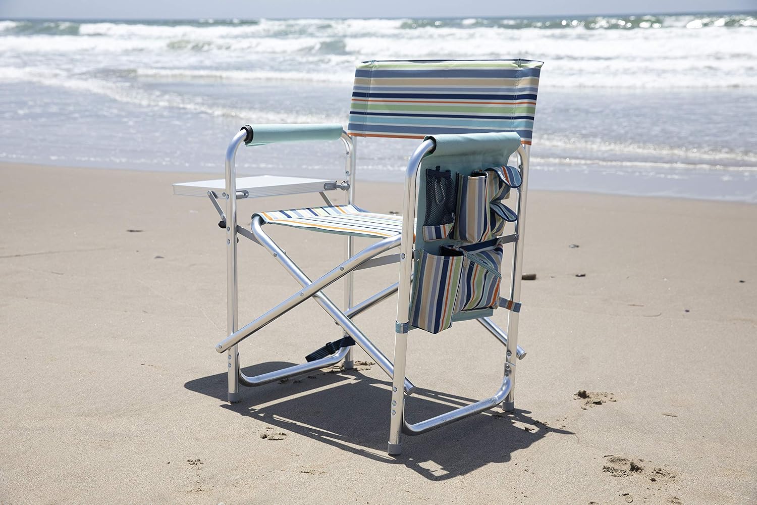 PICNIC TIME Sports Chair with Side Table and Armrest Caddy, Lightweight Aluminum Folding Outdoor Camping Chair for Adults, Portable Director Style Lawn Seating with Pockets & Carry Strap, (Navy Blue)