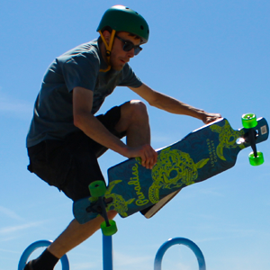 Longboard tricks with Krown Helmet