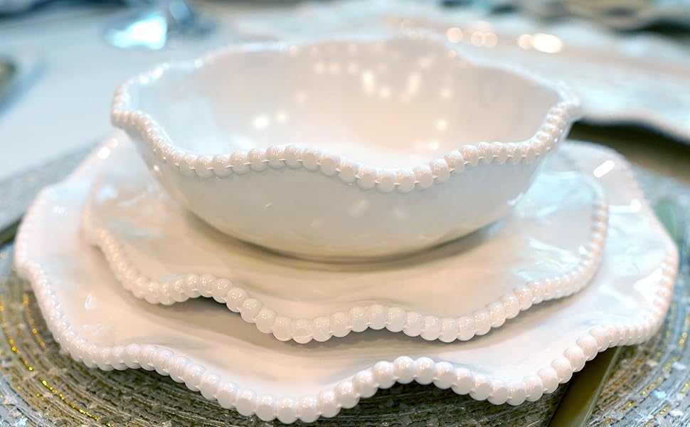 Perlette place setting